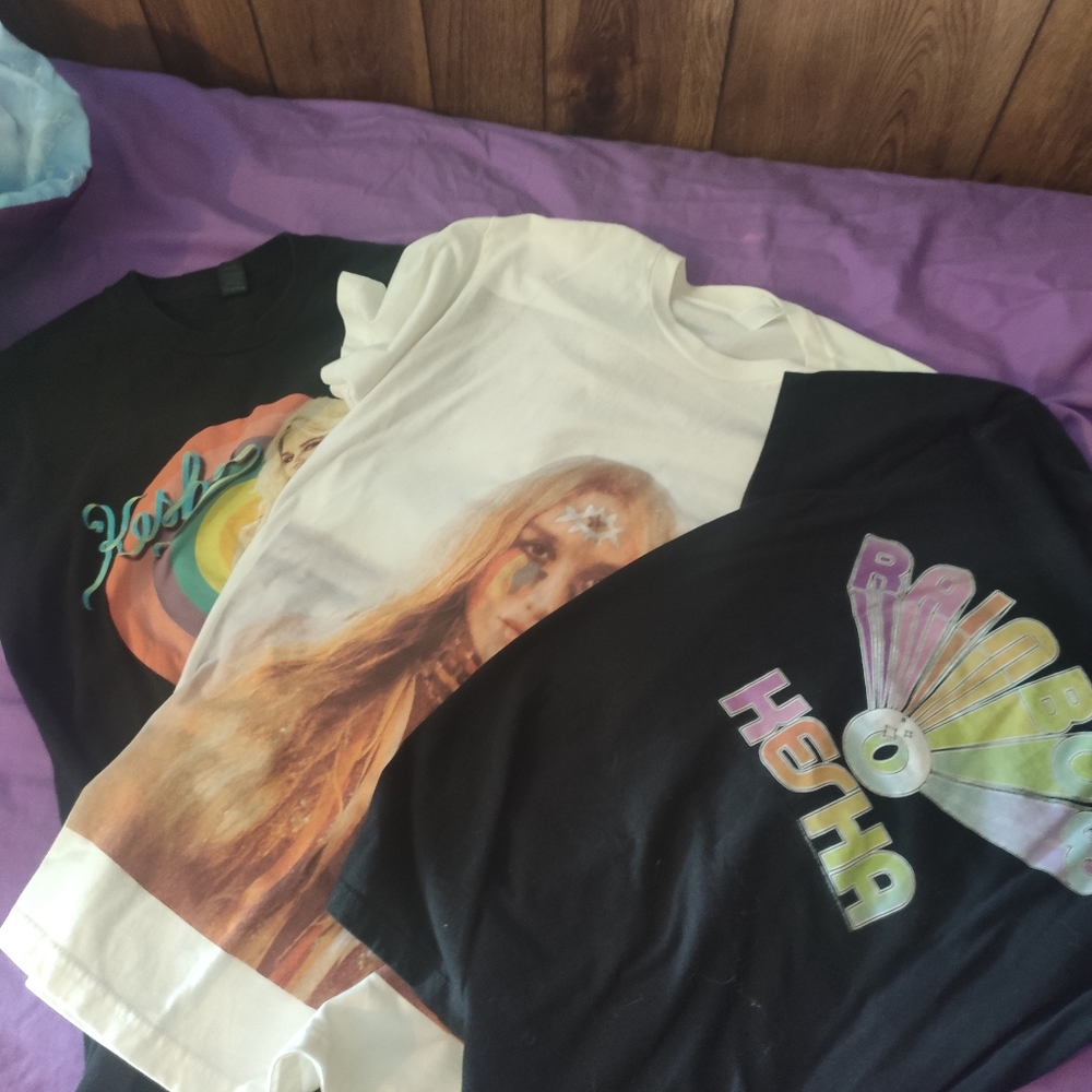 Kesha shirt bundle